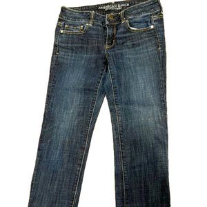 American Eagle Size 4 Cropped Dark Wash Jeans